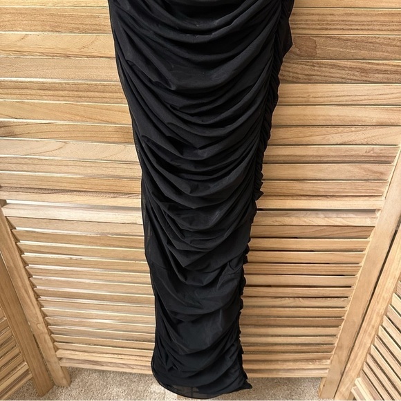 House of CB Sofia Ruched Maxi Dress in black size S - Picture 6 of 9